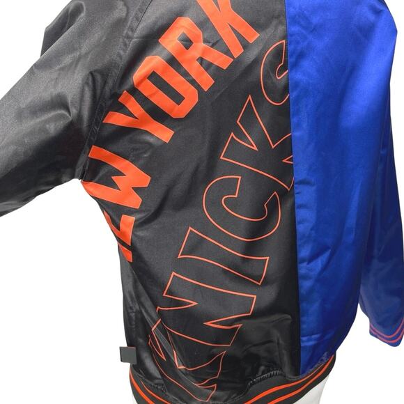 Mitchell & Ness NBA New York Knicks Basketball Logo Satin Button Bomber Jacket S - Picture 5 of 7